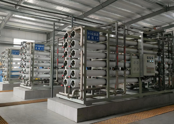 寧夏焦化廠150T超濾+反滲透設備安裝調試