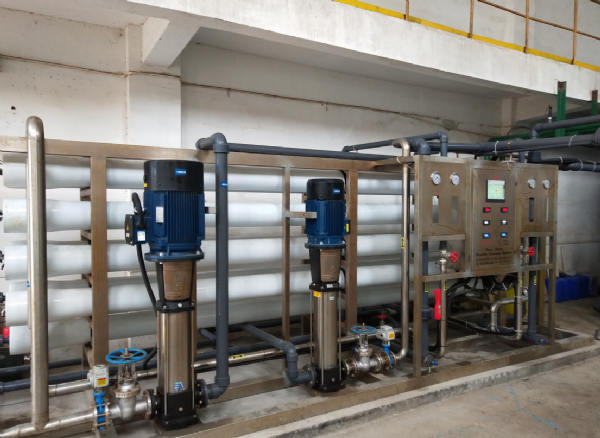 瑞金水泥20T雙級反滲透安裝調(diào)試