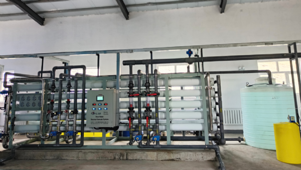 新疆80T/H反滲透設備生活用水安裝調試完成